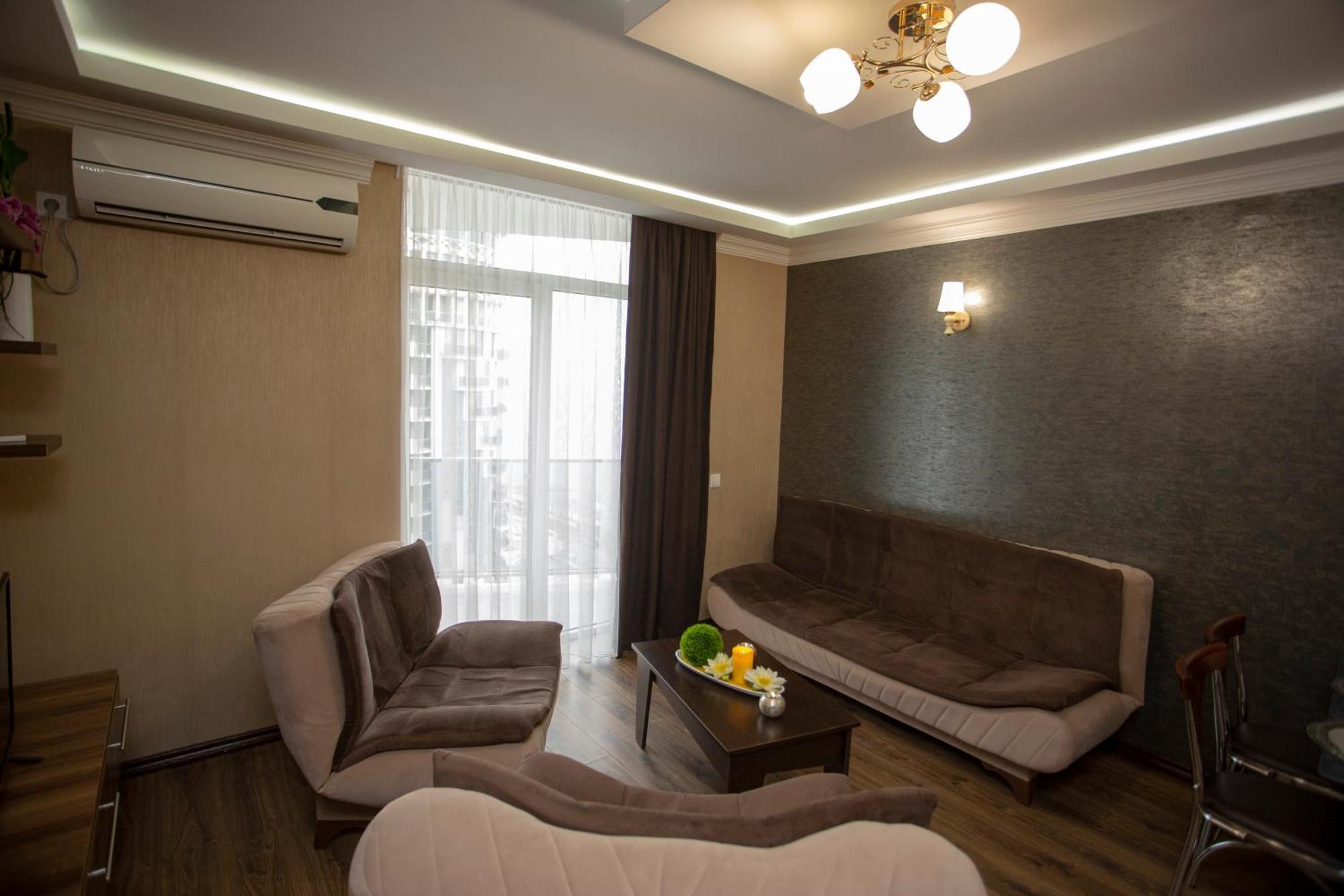 Olympic Batumi Apartamento Exterior foto